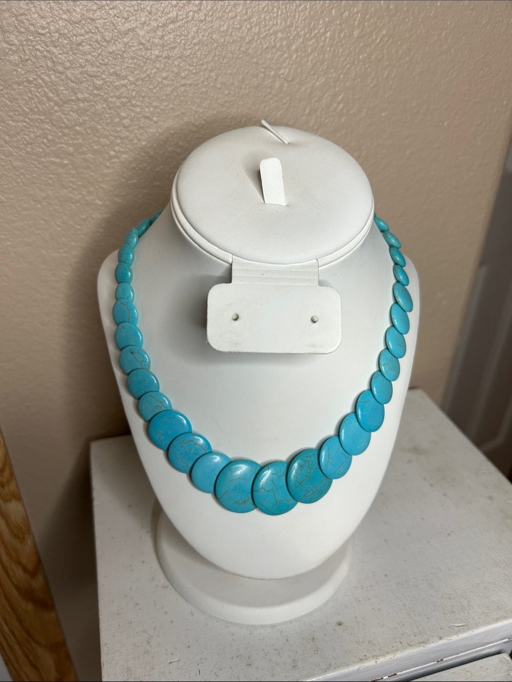 WESTERN Faux Turquoise Disc Collar Necklace